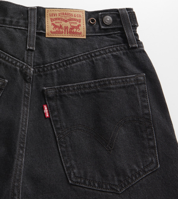 Levi's Shorts - Black Denim shorts