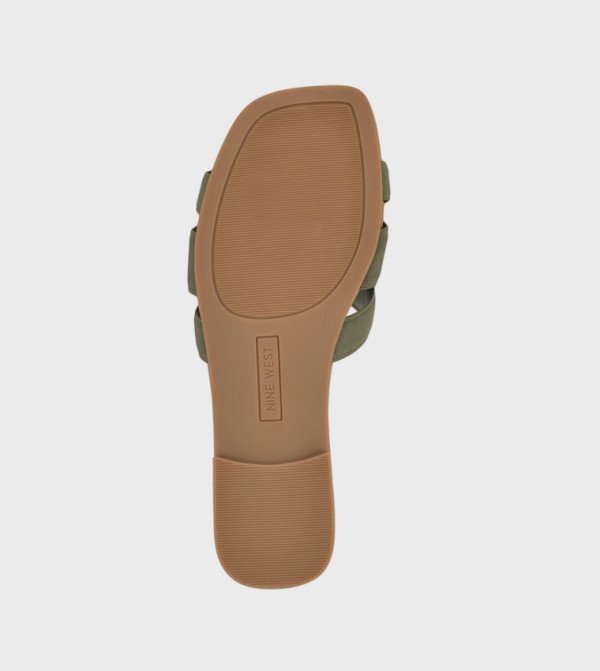 ناين وست  الصنادل المسطحة - أخضر Flat Sandals