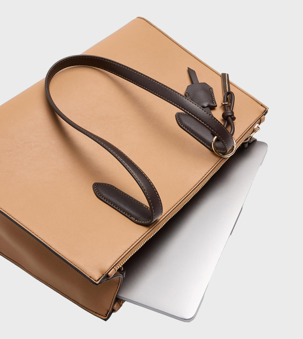 بارفواه حقائب لابتوب - بيج Laptop Bags