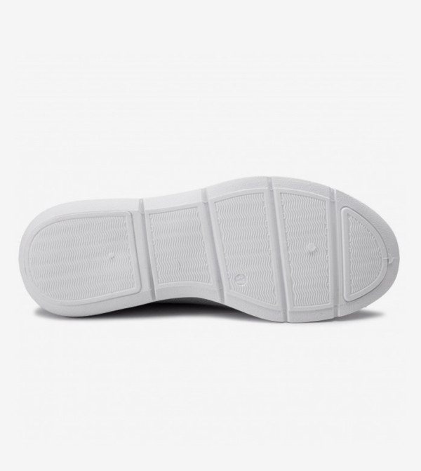 Jenny Fairy @ CCC CCC - Grey Sneakers