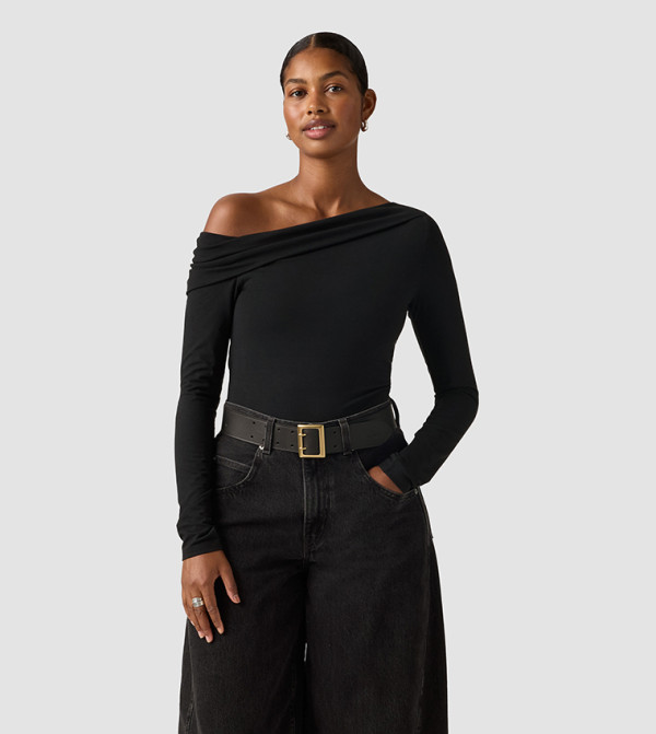 ليفايز  the-high-neck-shift - أسود Casual Tops