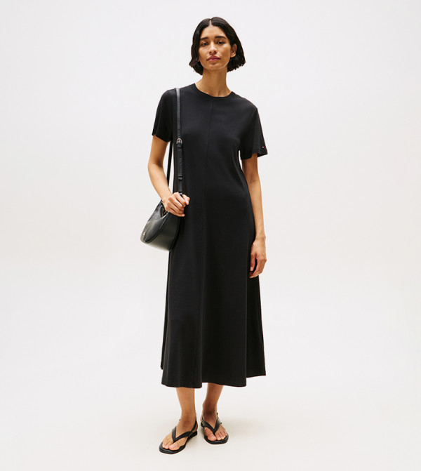 تومي هيلفيغر  فساتين تيشيرت - أسود Shirt & T-Shirt Dresses