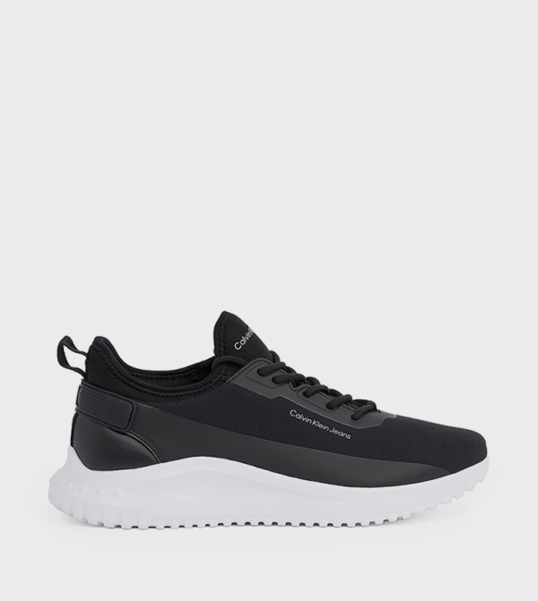 Calvin Klein  - BLACK Low Top