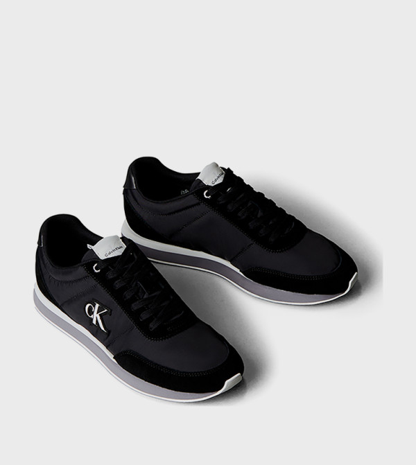 كالفن كلاين جينز كالفن كلاين جينز - أسود أحذية برقبة منخفضة
