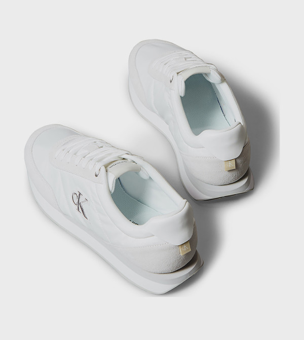 كالفن كلاين جينز كالفن كلاين جينز - أبيض أحذية برقبة منخفضة