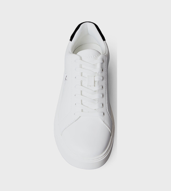 كالفن كلاين جينز كالفن كلاين جينز - أبيض أحذية برقبة منخفضة