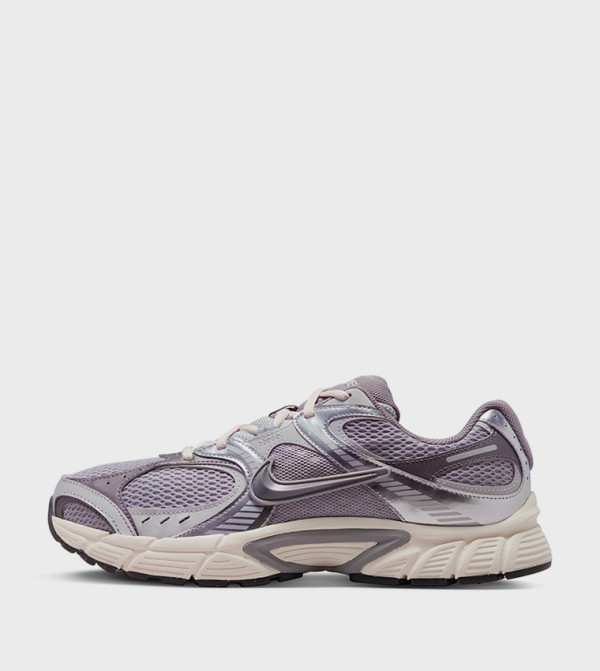 Nike Nike - Grey Low Top