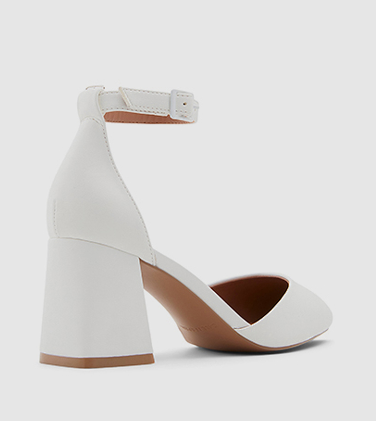 Daliaa Block Heel Pumps