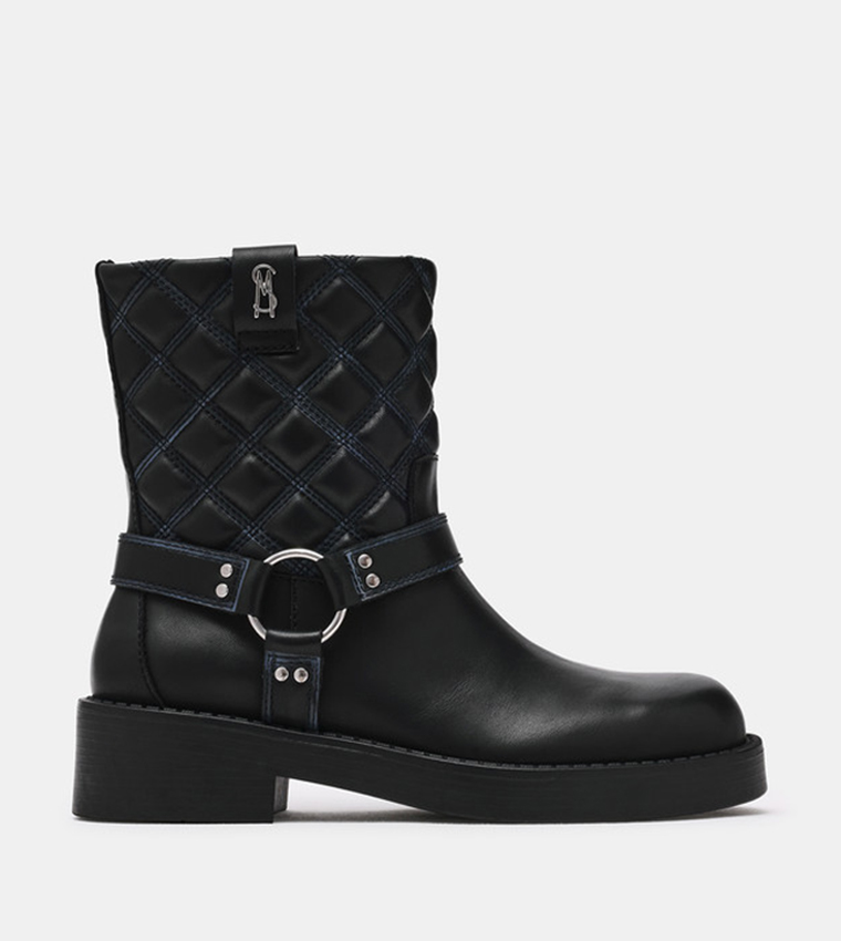 DASHCORE Quilted Ankle Boots