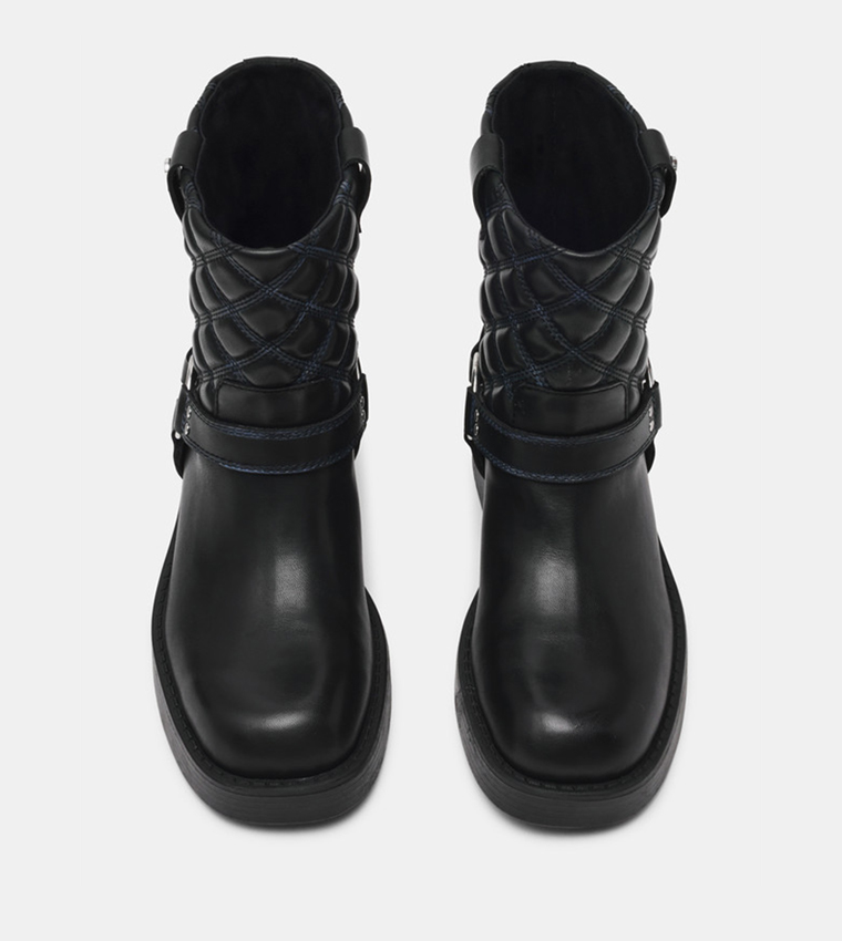 DASHCORE Quilted Ankle Boots