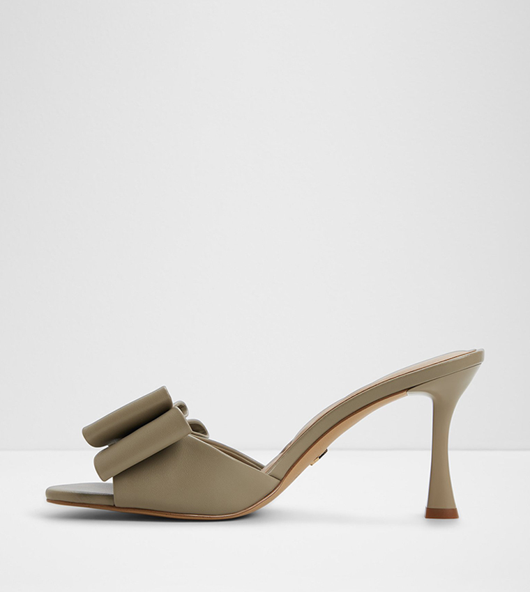 DISTINGUISHED Bow Detail Heeled Sandals