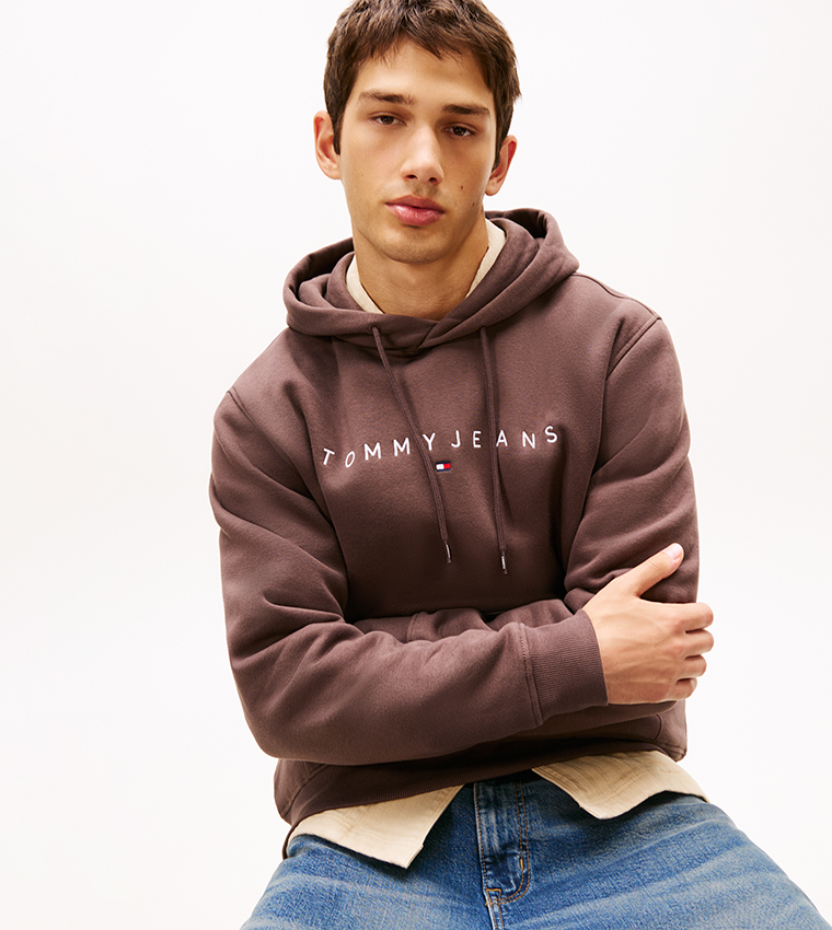 هودي كم طويل بشعار مطرز