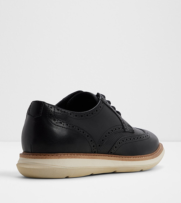DOMINIK Solid Lace-Up Sneakers