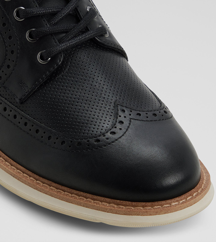 DOMINIK Solid Lace-Up Sneakers