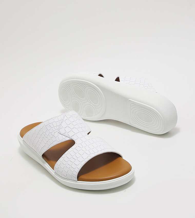 HAMISH Textured Arabic Sandals