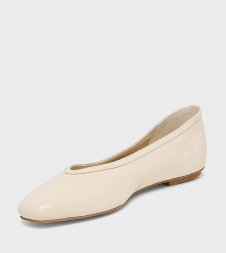 CARET Solid Square Toe Ballerinas