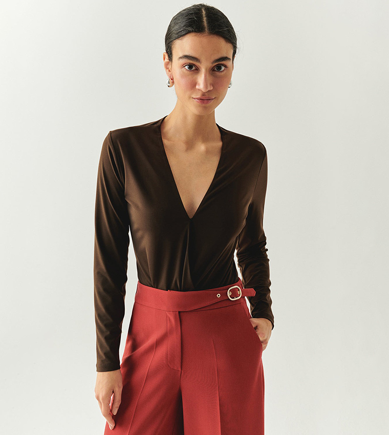 Solid V-Neck Long Sleeves Knit Top