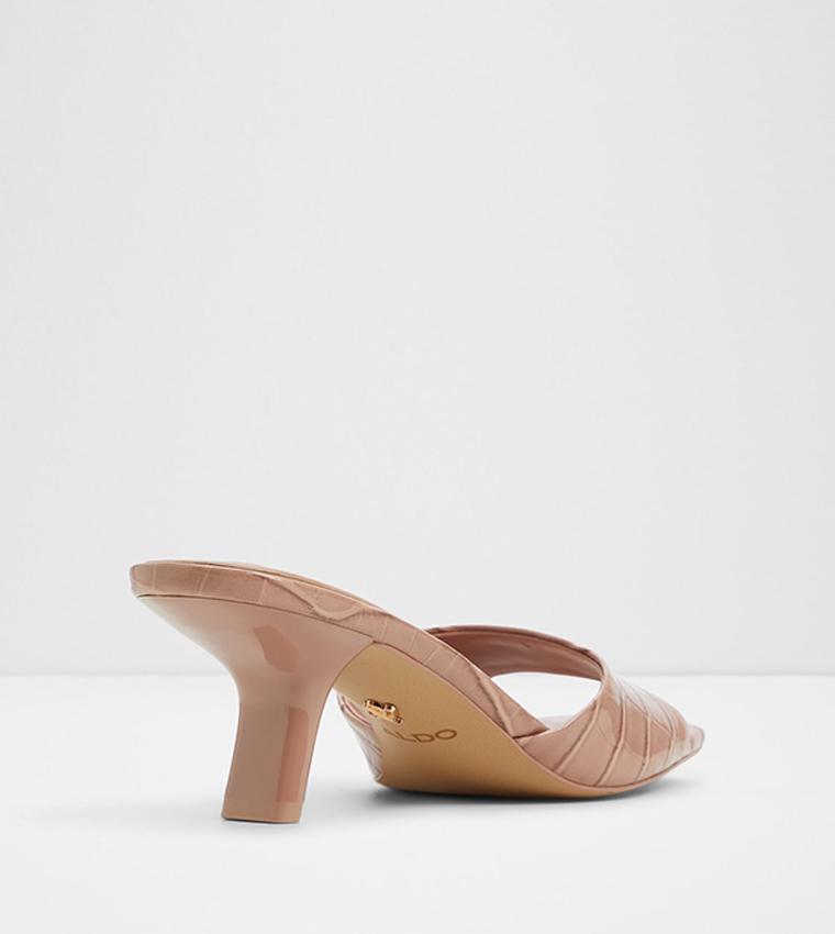 ENCHANTING Textured Heel Sandals