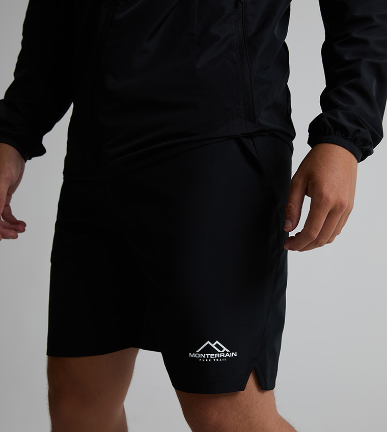 ELEVATE Solid Woven Active Shorts