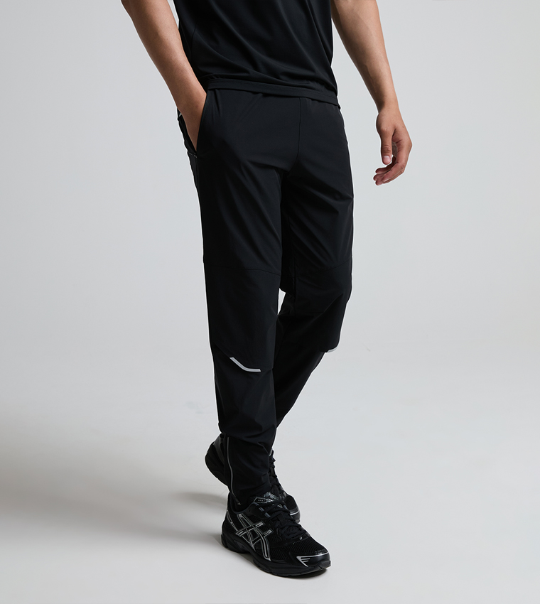 VENT 2.0 Solid Tapered Fit Track Pants