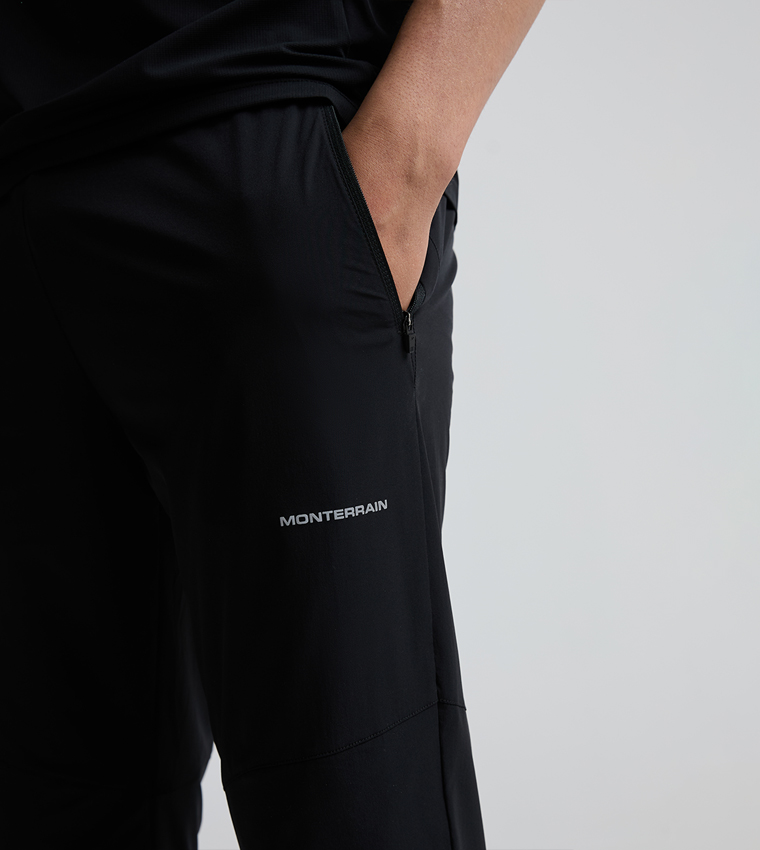 VENT 2.0 Solid Tapered Fit Track Pants