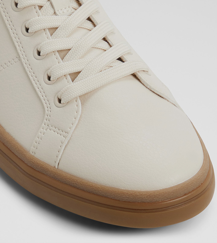 FINESPEC Solid Lace-Up Sneakers