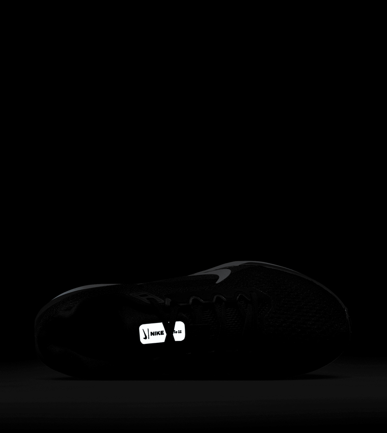 AIR WINFLO 11 Textured Running Shoes