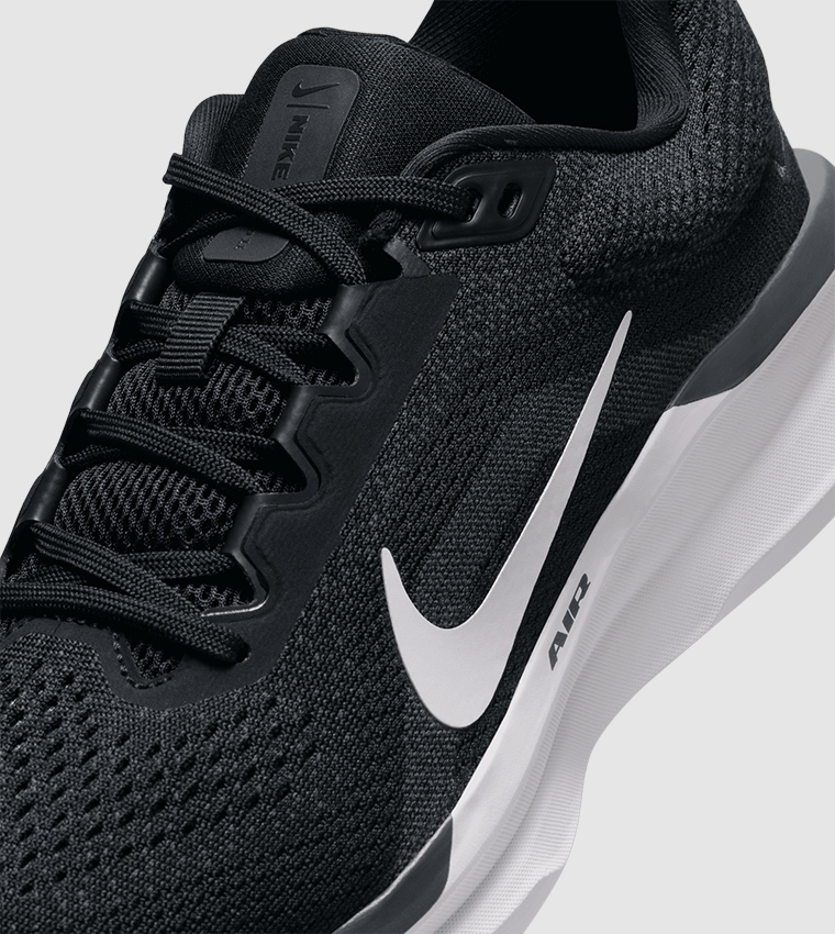 AIR WINFLO 11 Textured Running Shoes
