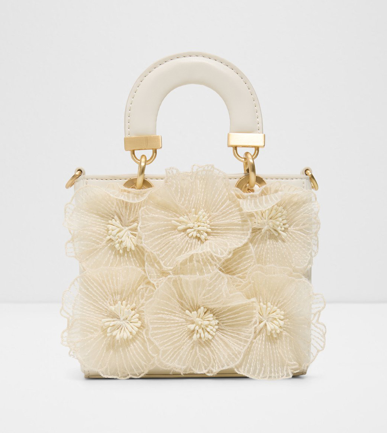 شنطة يد مزينة