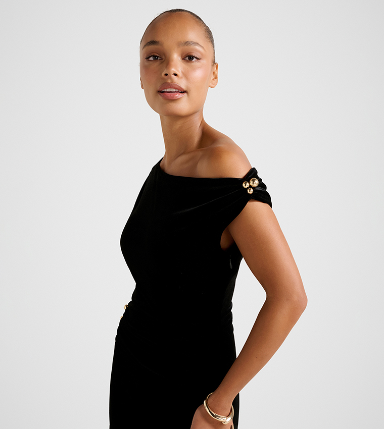 FN WINSLET Asymmetric Neck Velvet Maxi Dress