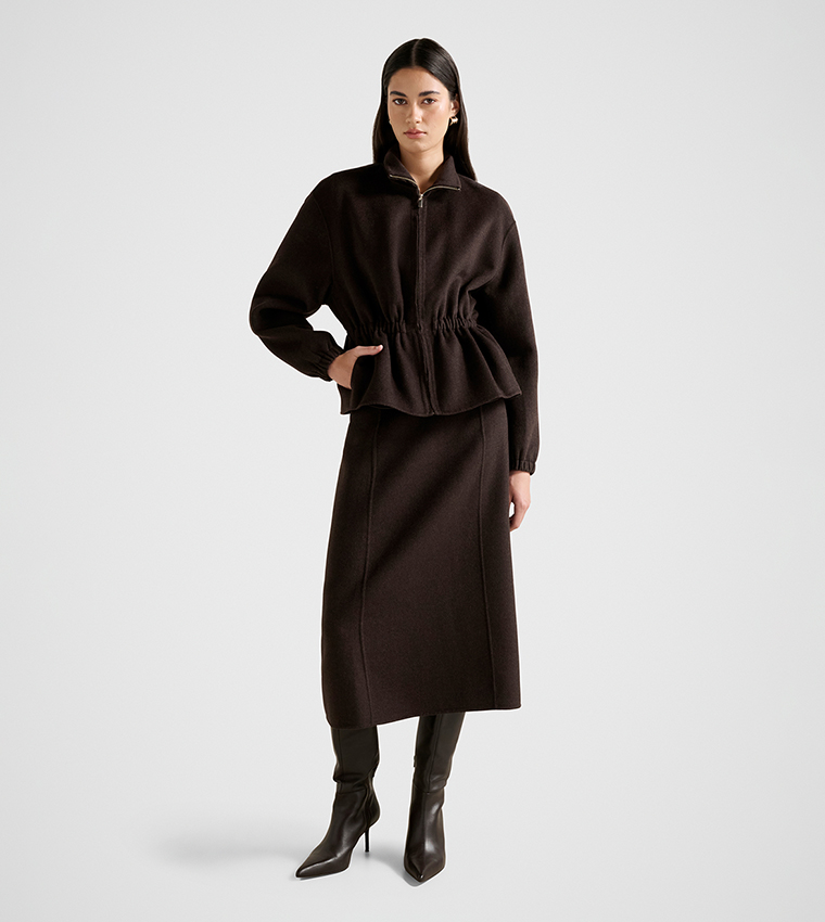 جاكيت بخصر مرن 