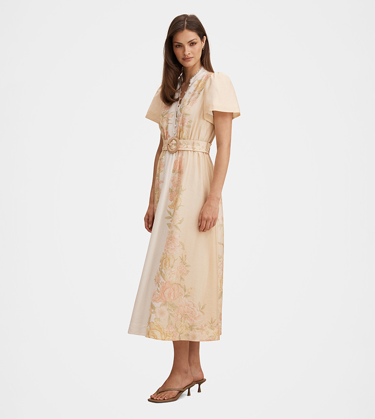 FN CHIARA Flutter Sleeves Midi Dress
