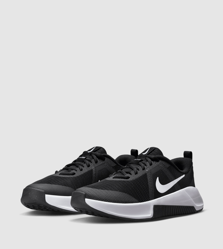 MC 3 Training Shoes