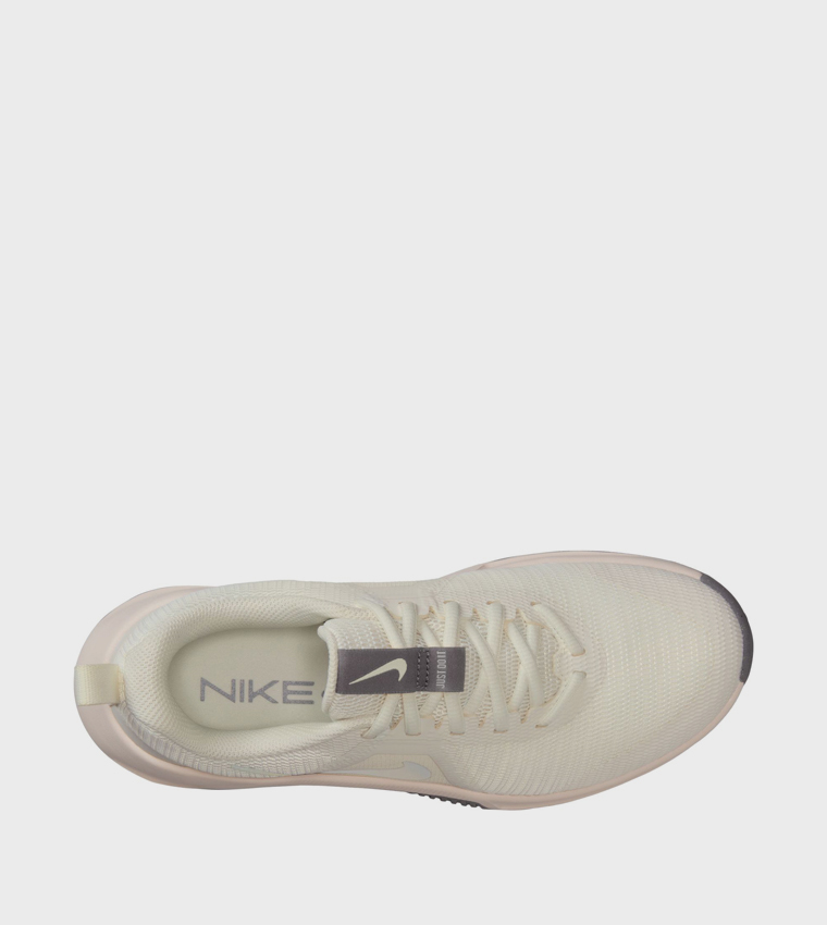 MC 3 Lace-Up Training Shoes