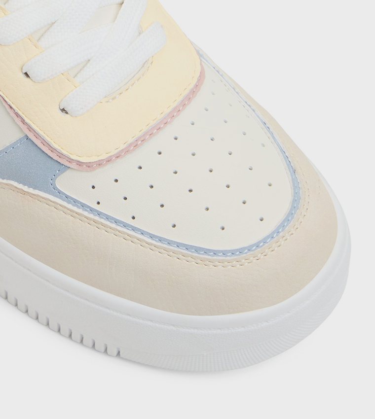 FRESHY Platform Sneakers