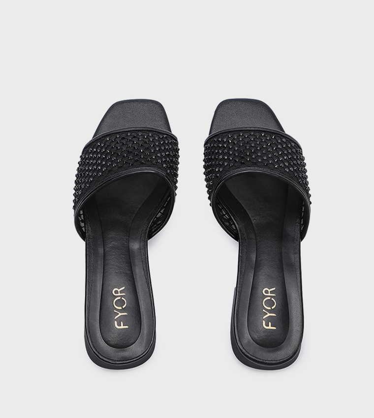 Embellished Open Toe Flat Sandals