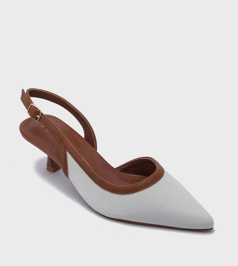 حذاء بكعب قصير بمقدمة مدببة بحزام خلفي