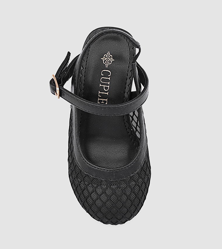 Textured Round Toe Slingback Pumps