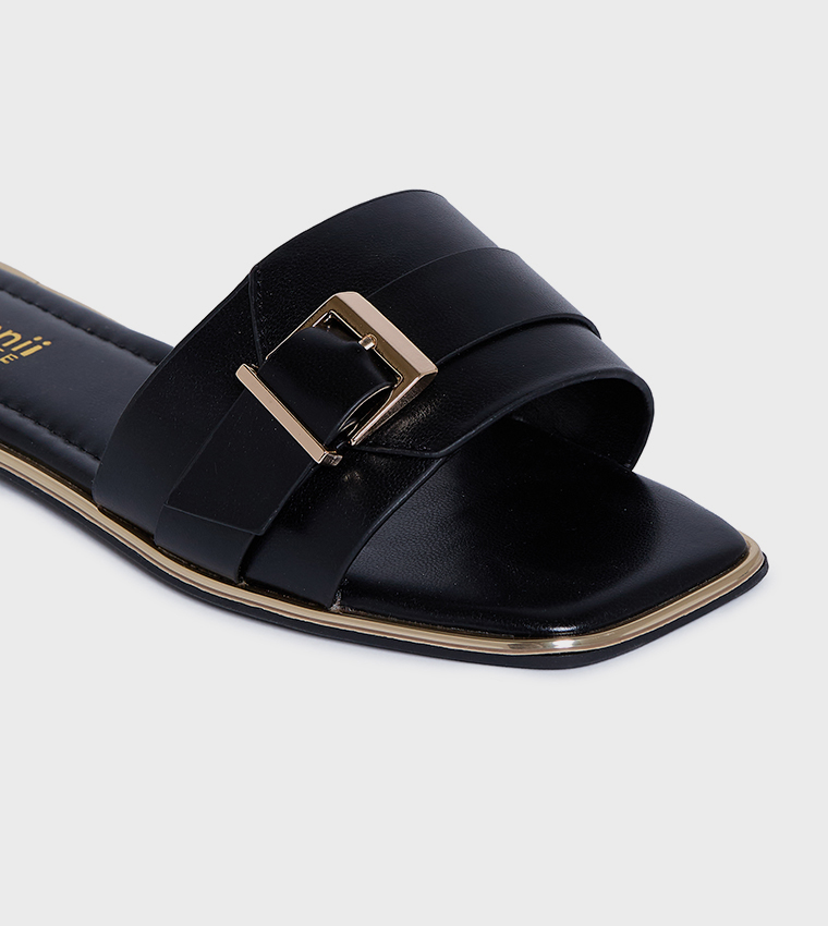 PEALOMEA Solid Buckle Detail Flat Sandals