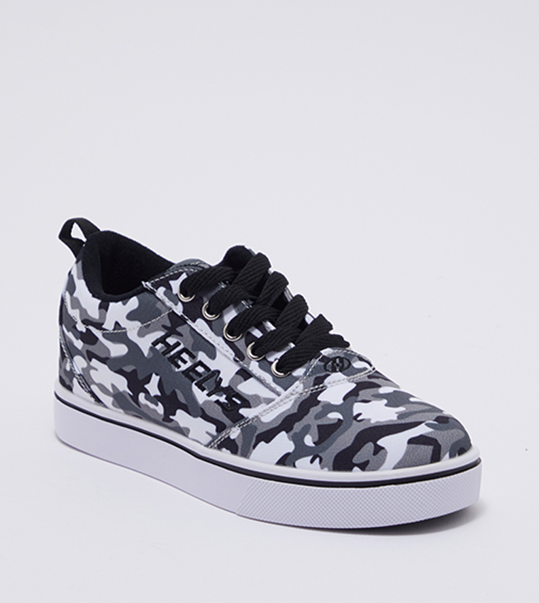Pro 20 Print Low Top Sneakers