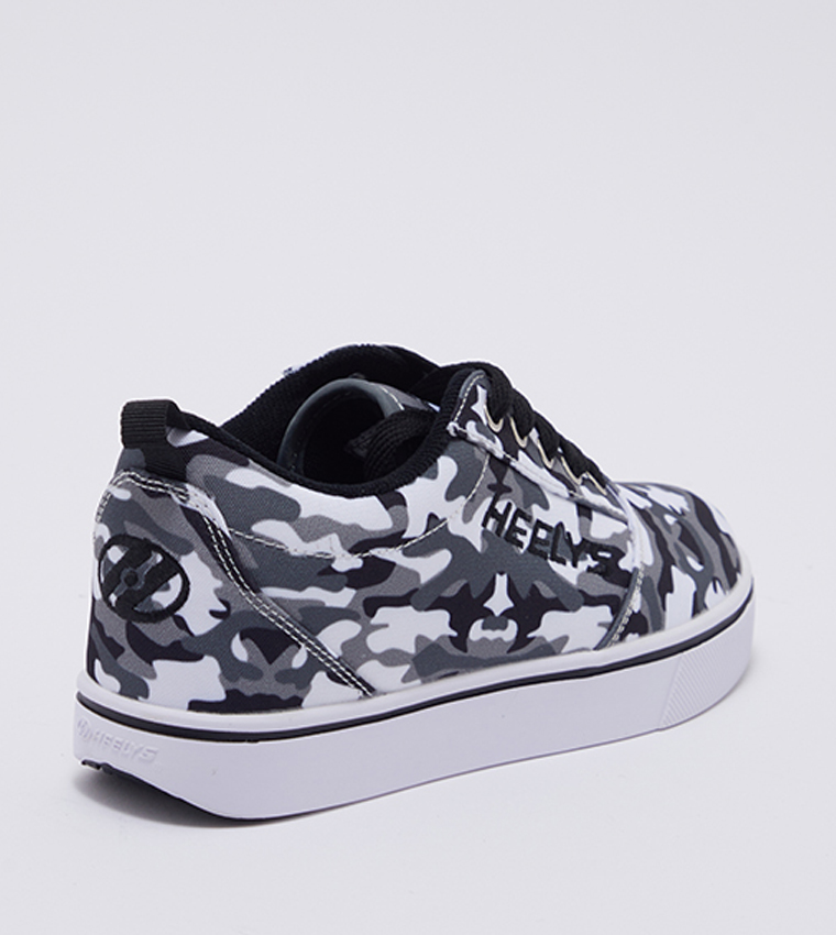 Pro 20 Print Low Top Sneakers