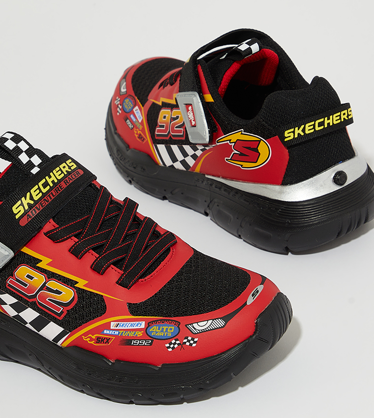 Tracks Velcro Sneakers