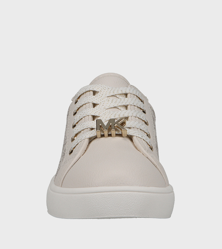 حذاء رياضي مونوغرام برقبة قصيرة 