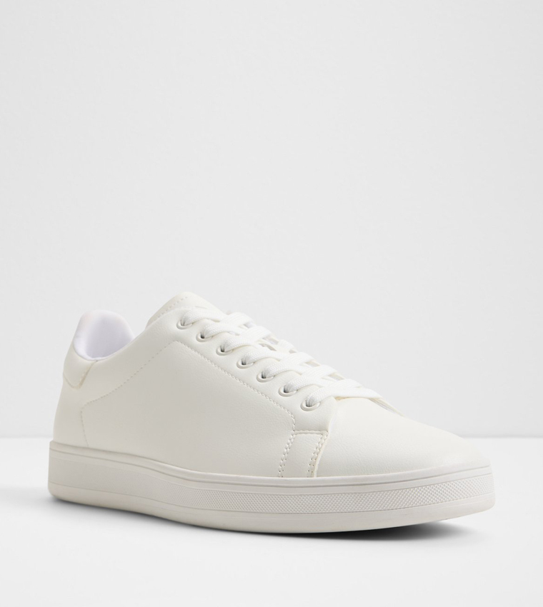 سنيكرز برباط