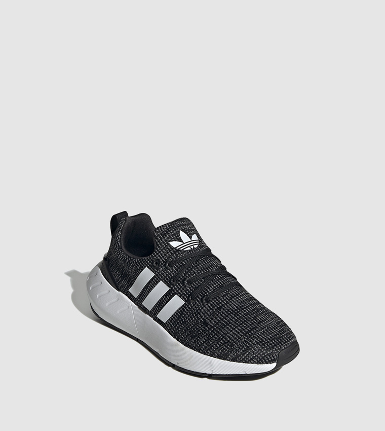 Swift Run 22 Low Top Shoes