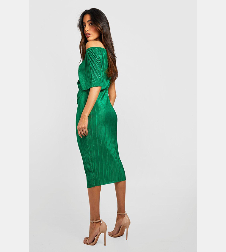 Buy Boohoo Outlet Off The Shoulder Plisse Midi Dress In Green | 6thStreet  Bahrain