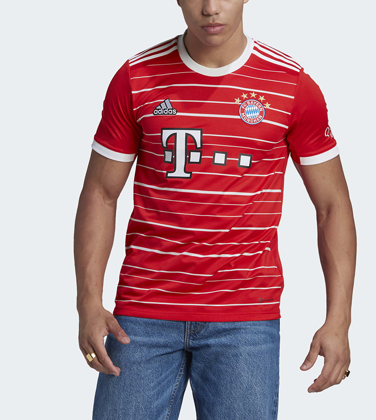 تيشيرت جيرسي بايرن ميونخ 22/23