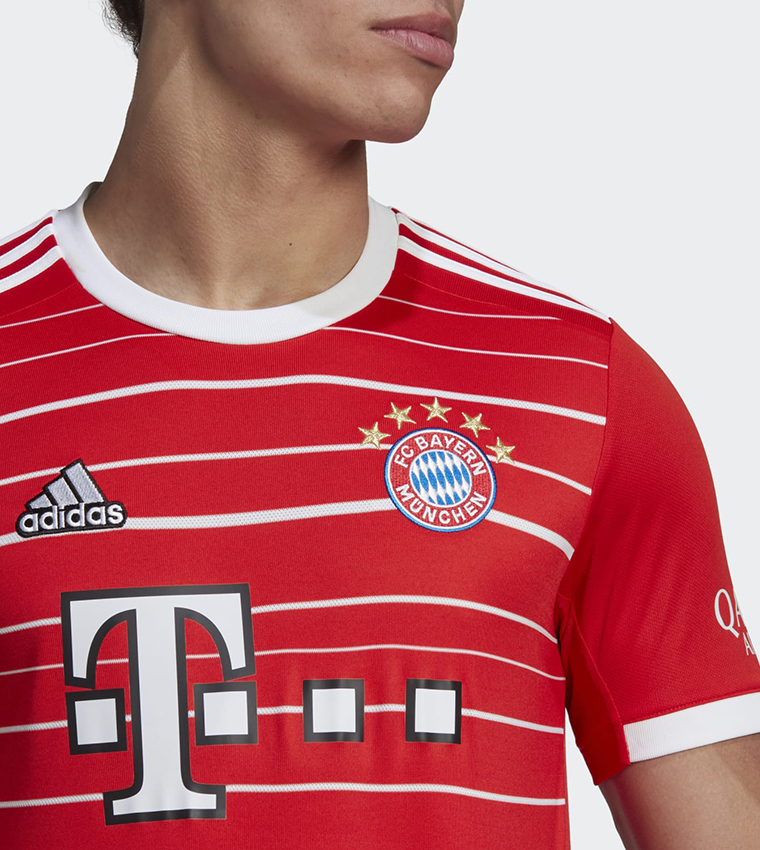 تيشيرت جيرسي بايرن ميونخ 22/23