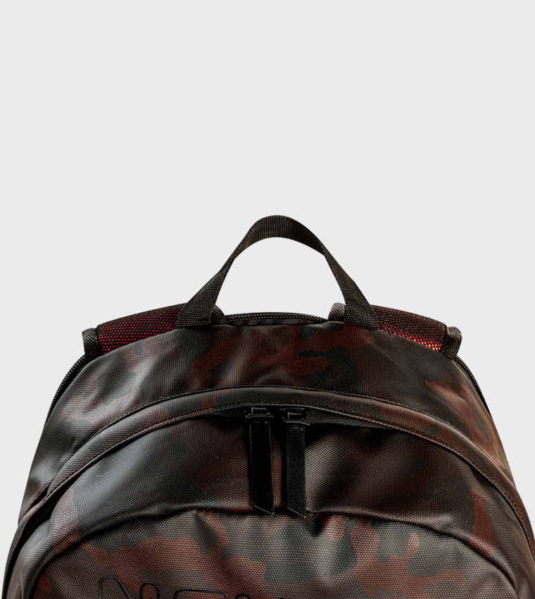 حقيبة ظهر بطبعة شعار 18 بوصة  