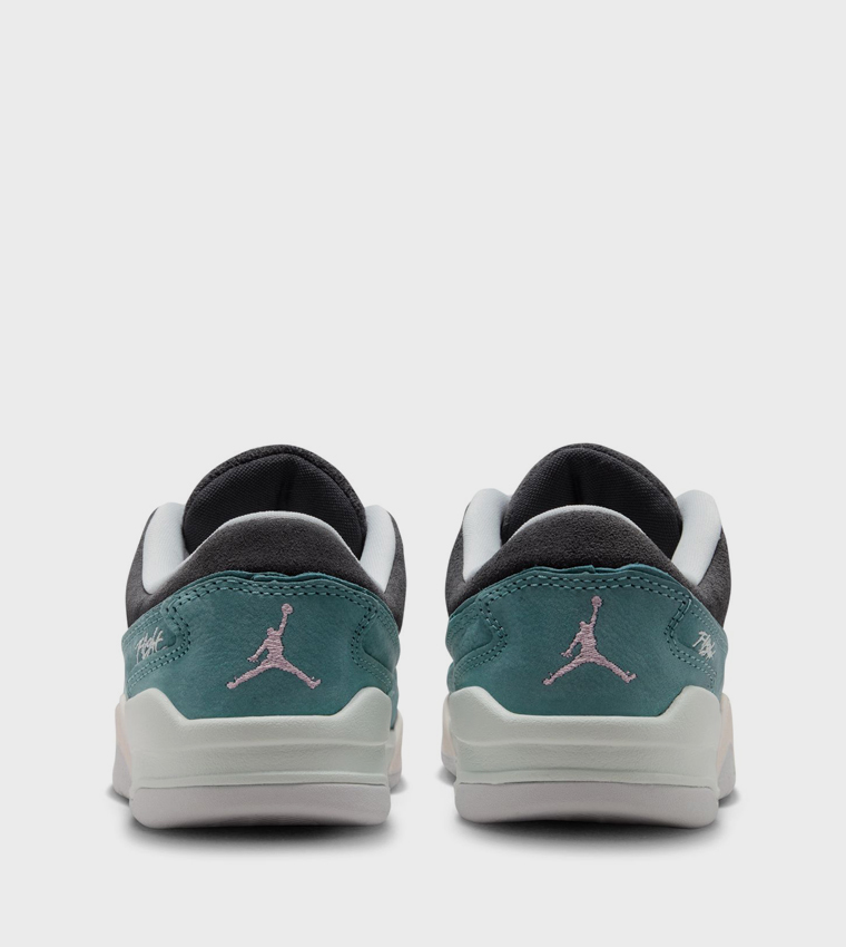 حذاء كرة سلة جوردن فلايت برباط